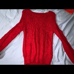Sweater red